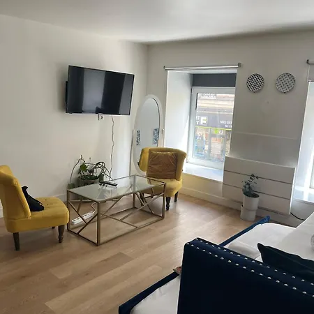 Contemporary & Cozy By Canal Saint-martin Appartement